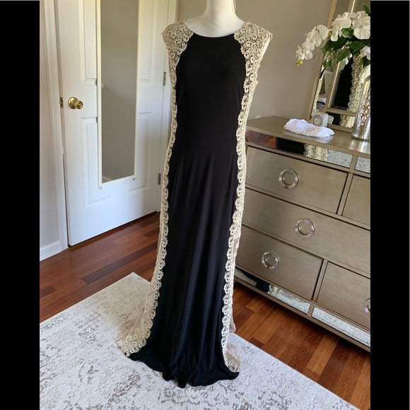 Xscape Dresses & Skirts - Black gown - 🔥🔥🔥🔥last day